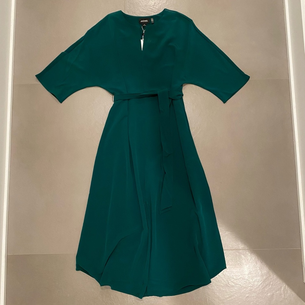 Evergreen dolman sleeve sash dress
